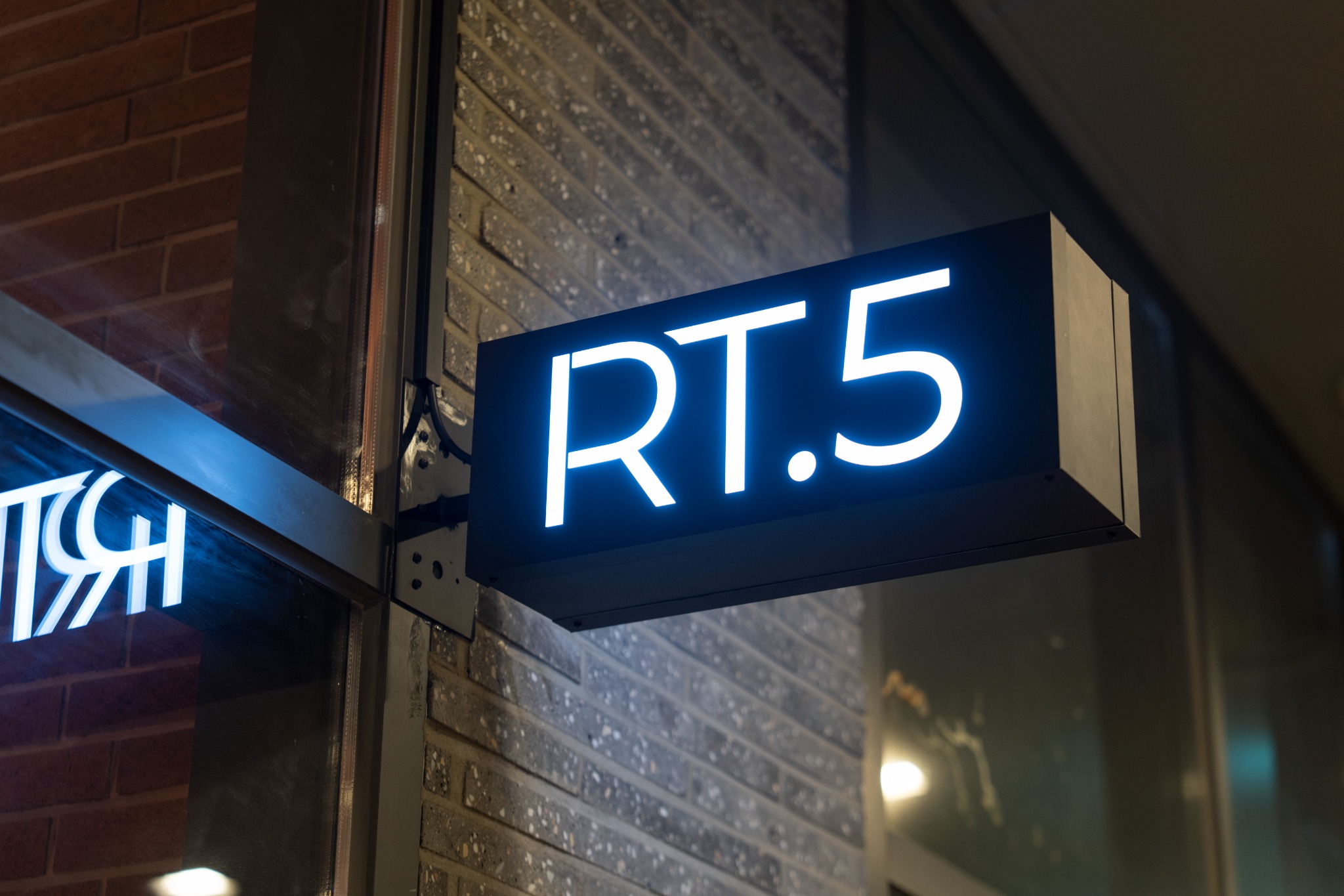 RT.5 sign